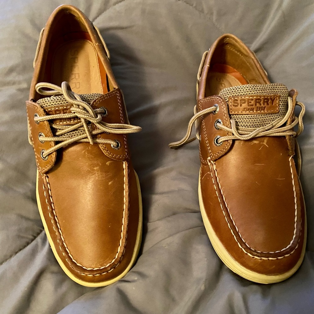 Sperry Men's Billfish 3-Eye Boat Shoe 8.5 wide